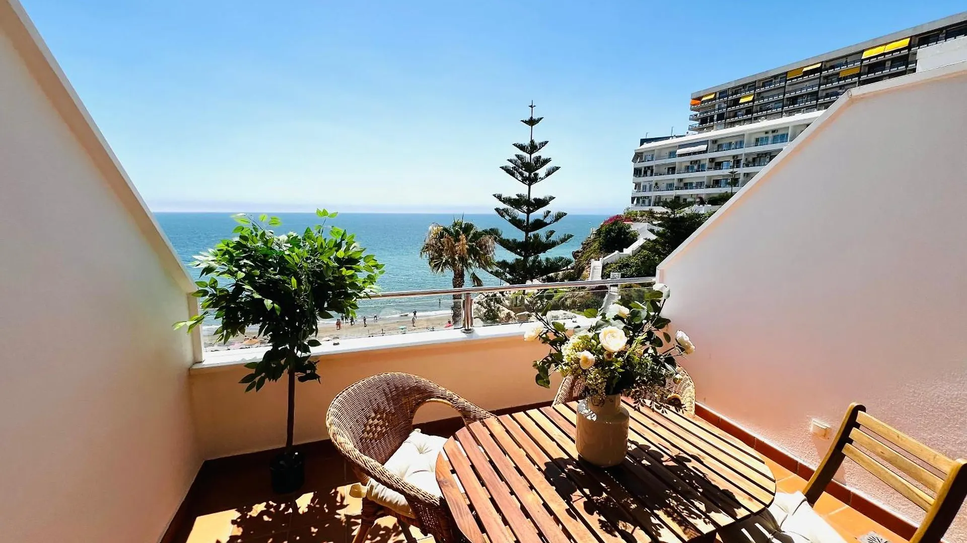La Roca Torremolinos Frente Al Mar Appartement Spanje