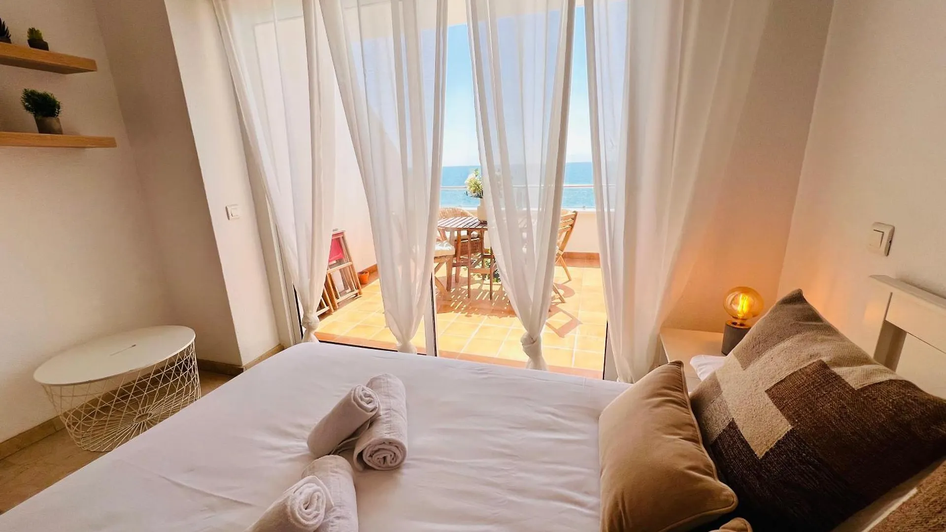 La Roca Torremolinos Frente Al Mar Appartement Spanje