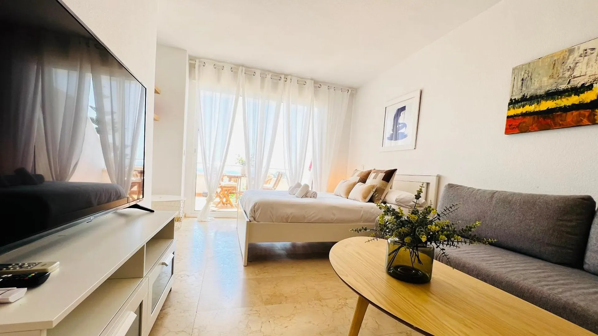 Ferienwohnung La Roca Torremolinos Frente Al Mar Apartment